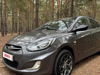 2011 Hyundai Solaris I, серый, 715000 рублей, вид 1