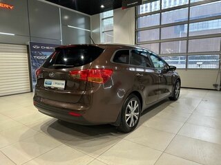 2015 Kia Ceed II Рестайлинг, коричневый, 1070000 рублей, вид 4
