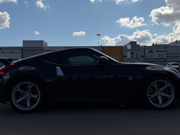 2009 Nissan 370Z Nismo I, чёрный, 3600000 рублей - вид 15