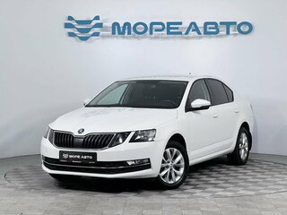 2018 Skoda Octavia III (A7) Рестайлинг, белый, 1875000 рублей, вид 1