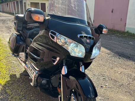 2003 Honda GL 1800 Gold Wing, серый, 830000 рублей, вид 1