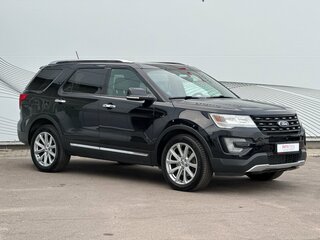 2017 Ford Explorer V Рестайлинг, чёрный, 2200000 рублей, вид 5