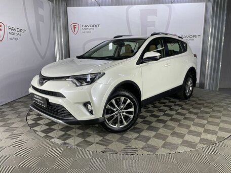 Toyota RAV4 IV (XA40) Рестайлинг