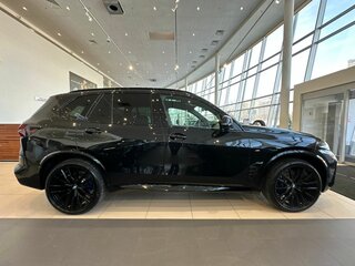 2025 BMW X5 40d IV (G05/G18) Рестайлинг, чёрный, 17700000 рублей, вид 4