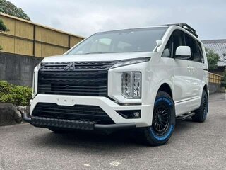 2023 Mitsubishi Delica D:5 I Рестайлинг, белый, 2487000 рублей, вид 2