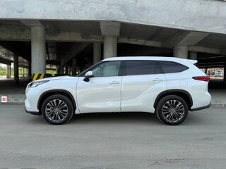 2026 Toyota Highlander IV (XU70), белый, 5190000 рублей, вид 5