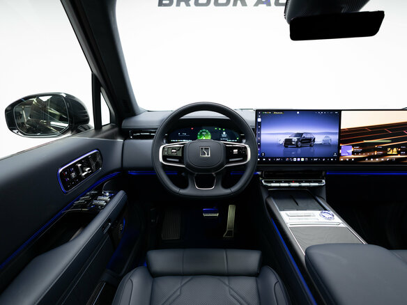 2026 Zeekr 9X 55 kWh (до 3.5 т), чёрный, 13190000 рублей - вид 12