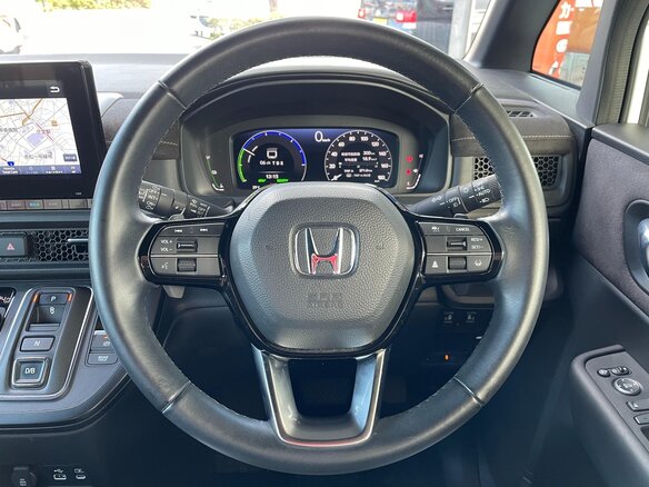 2023 Honda Stepwgn Spada VI, белый, 2300000 рублей - вид 11