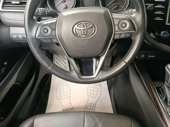 2018 Toyota Camry VIII (XV70), чёрный - вид 10