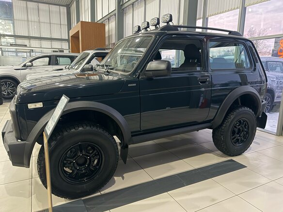2025 Lada (ВАЗ) Niva Legend Bronto I, зелёный, 1610000 рублей - вид 2