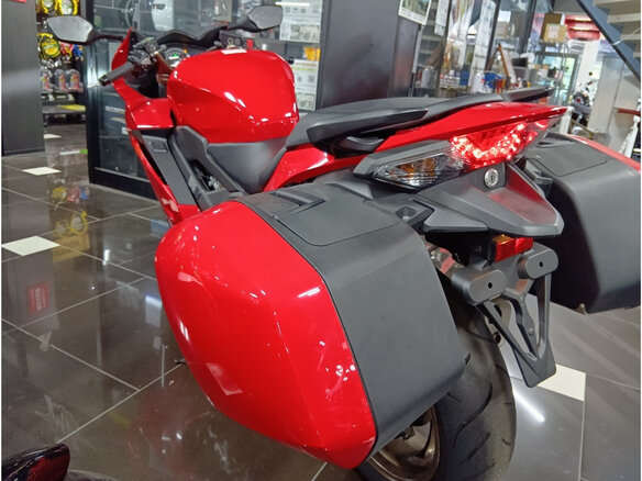 2017 Honda VFR 800, красный, 1133000 рублей - вид 7