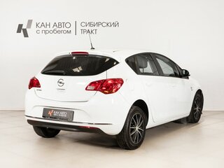 2013 Opel Astra J Рестайлинг, белый, 609400 рублей, вид 3