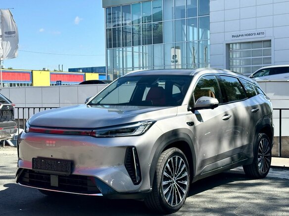 2026 Geely Galaxy M7, серый