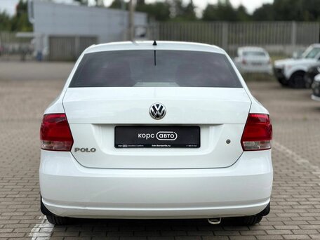 2014 Volkswagen Polo V, белый, 752000 рублей, вид 5