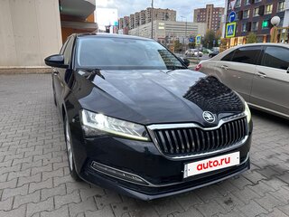 2020 Skoda Superb III Рестайлинг, чёрный, 2400000 рублей, вид 5