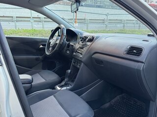 2011 Volkswagen Polo V, бежевый, 750000 рублей, вид 5