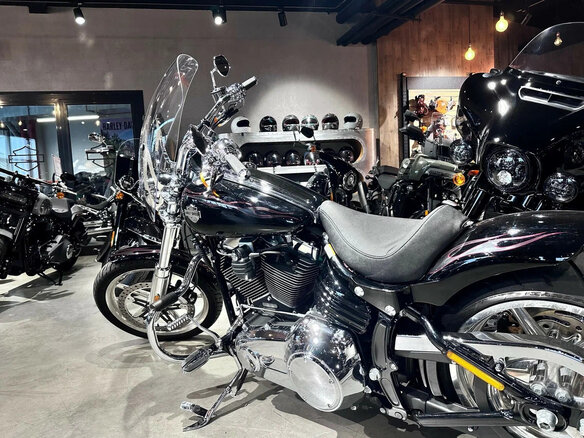 2011 Harley-Davidson Rocker C, чёрный, 1600000 рублей - вид 10