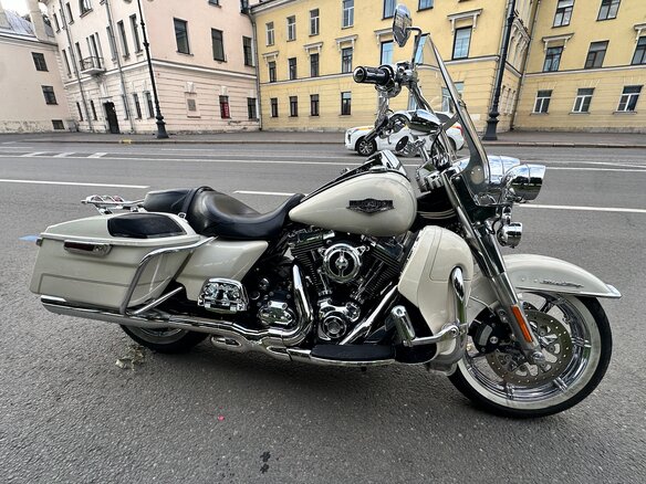 2014 Harley-Davidson Road King, белый, 1230000 рублей - вид 1