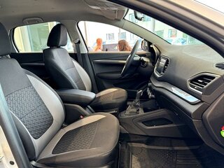 2026 Lada (ВАЗ) Vesta SW I Рестайлинг (NG), серебристый, 1884000 рублей, вид 5