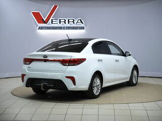 2018 Kia Rio IV, белый, 1300000 рублей, вид 5
