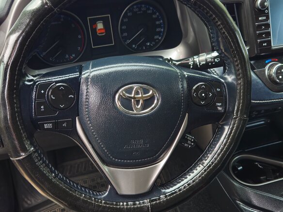 2018 Toyota RAV4 IV (XA40) Рестайлинг, коричневый, 3400000 рублей - вид 6