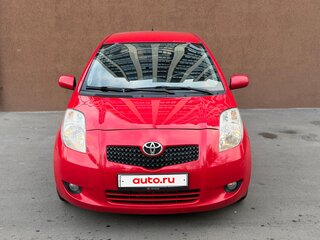 2008 Toyota Yaris II, красный, 700000 рублей, вид 2