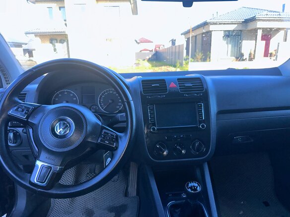 2004 Volkswagen Golf V, чёрный, 499000 рублей - вид 8