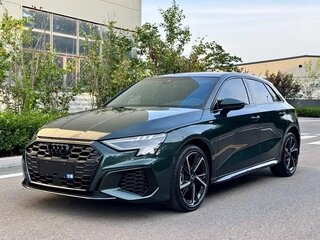 2023 Audi A3 Sportback 35 TFSI IV (8Y), зелёный, 2165000 рублей, вид 1