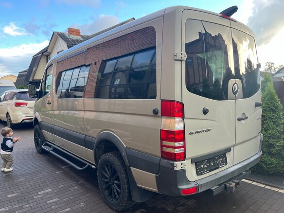 2020 Mercedes-Benz Sprinter, чёрный, 8900000 рублей - вид 9