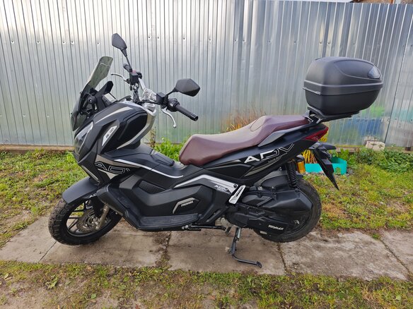 2025 Promax ADV 200, серебристый, 190000 рублей