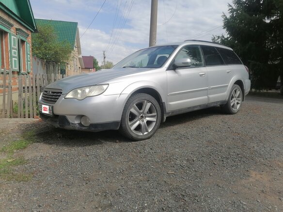2006 Subaru Outback III Рестайлинг, серебристый, 650000 рублей