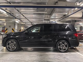 2016 Mercedes-Benz GLS 500 I (X166), чёрный, 3498000 рублей, вид 3