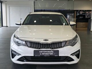 2019 Kia Optima IV Рестайлинг, белый, 1999000 рублей, вид 3