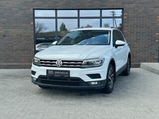 2019 Volkswagen Tiguan II, белый, 1950000 рублей, вид 1