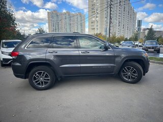 2018 Jeep Grand Cherokee IV (WK2) Рестайлинг, серый, 2890000 рублей, вид 4