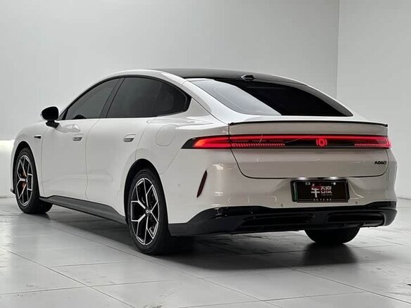 2026 Changan Qiyuan A06 51.48 kWh, серебристый, 2655003 рублей - вид 6