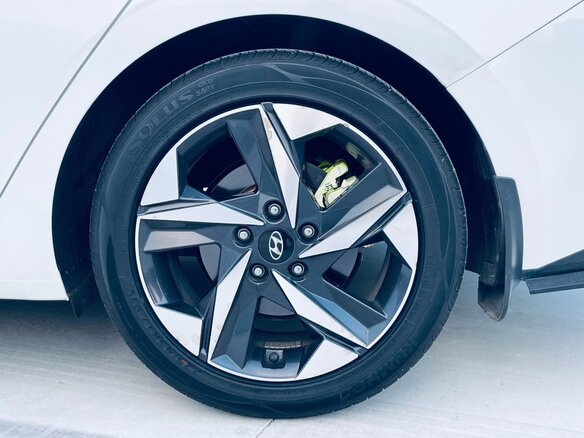 2022 Hyundai Elantra VII (CN7), белый, 1690000 рублей - вид 13