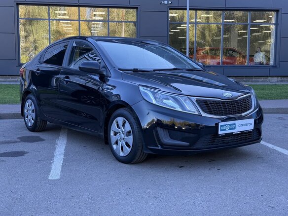 2012 Kia Rio III, чёрный - вид 2