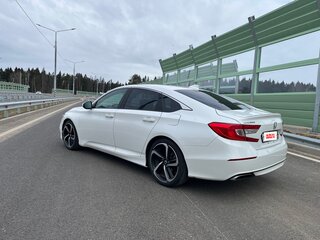 2019 Honda Accord X, белый, 2099000 рублей, вид 5
