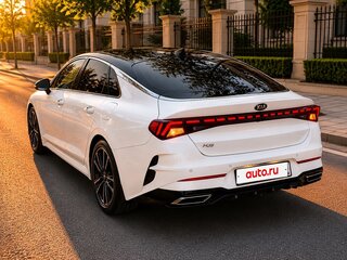 2021 Kia K5 III, белый, 2380000 рублей, вид 4