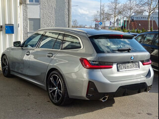 2023 BMW 3 серии 318i VII (G2x) Рестайлинг, серебристый, 3579915 рублей, вид 4