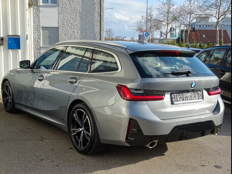 2023 BMW 3 серии 318i VII (G2x) Рестайлинг, серебристый, 3579915 рублей, вид 4
