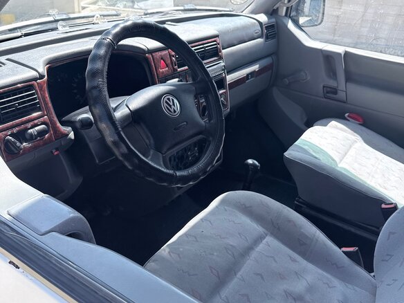 2001 Volkswagen Transporter T4, белый, 1000000 рублей - вид 8