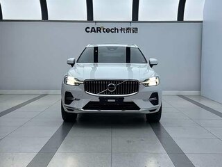 2022 Volvo XC60 II Рестайлинг, белый, 5000666 рублей, вид 2