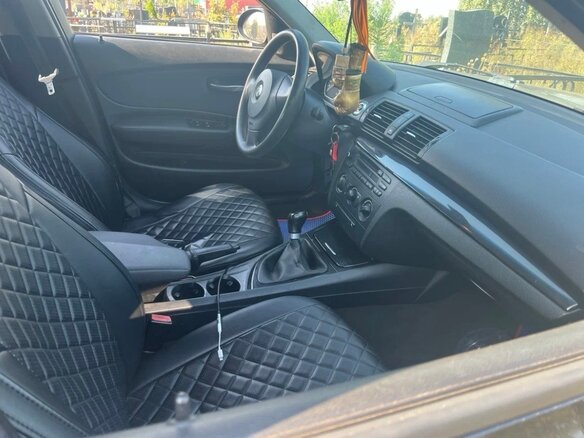 2007 BMW 1 серии 118i I (E81/E82/E87/E88) Рестайлинг, чёрный, 740000 рублей - вид 7
