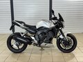 2011 Yamaha FZ1, серебристый, 695000 рублей - вид 2