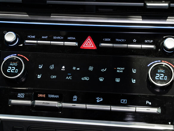 2026 Hyundai Santa Fe V (MX5), чёрный, 5890000 рублей - вид 22
