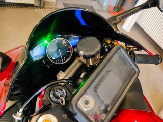 2005 Yamaha YZF-R1, красный, 700000 рублей, вид 5