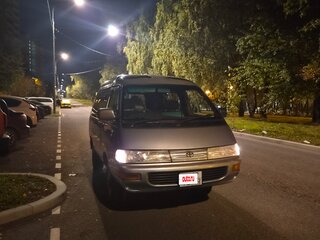 1992 Toyota Town Ace II Рестайлинг 3, серебристый, 595000 рублей, вид 3