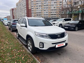 2017 Kia Sorento II Рестайлинг, белый, 1650000 рублей, вид 3